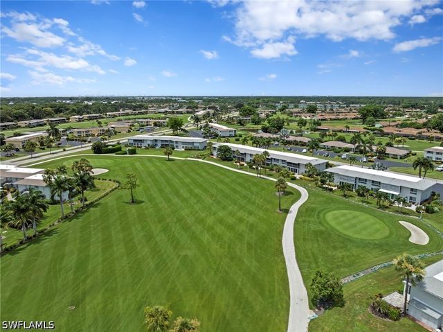 124 Penny LN 5, Naples, FL 34112