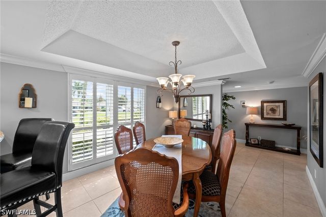 124 Penny LN 5, Naples, FL 34112