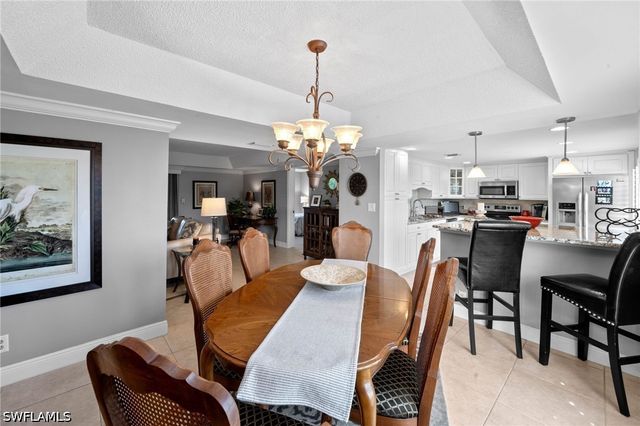 124 Penny LN 5, Naples, FL 34112