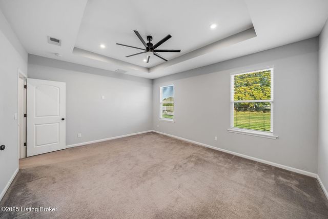 334 Bridlewood Dr, Shepherdsville, KY 40165