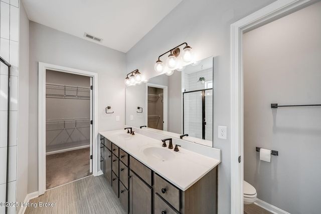 334 Bridlewood Dr, Shepherdsville, KY 40165