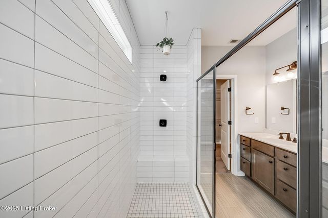 334 Bridlewood Dr, Shepherdsville, KY 40165