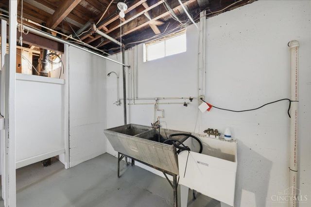 808 The Alameda, Middletown, OH 45044