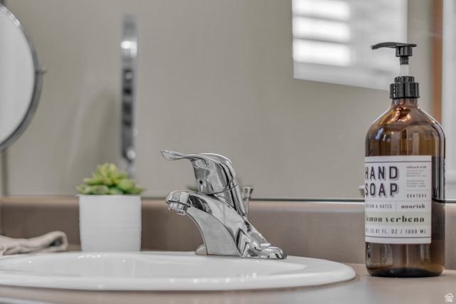 10223 S SPLIT ROCK DR, South Jordan, UT 84009