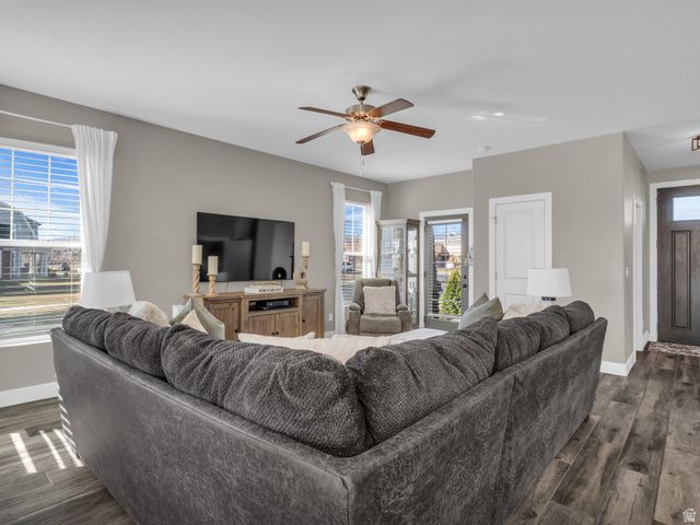 10223 S SPLIT ROCK DR, South Jordan, UT 84009