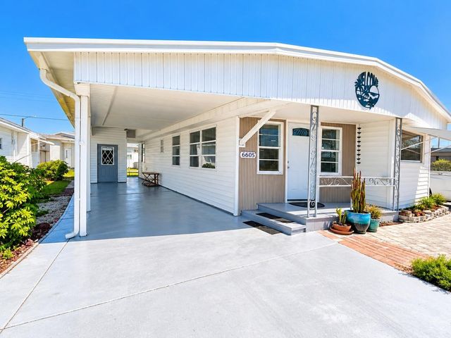 6605 CONNECTICUT STREET, Bradenton, FL 34207
