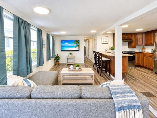 6605 CONNECTICUT STREET, Bradenton, FL 34207