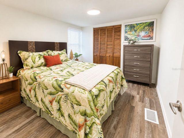 6605 CONNECTICUT STREET, Bradenton, FL 34207