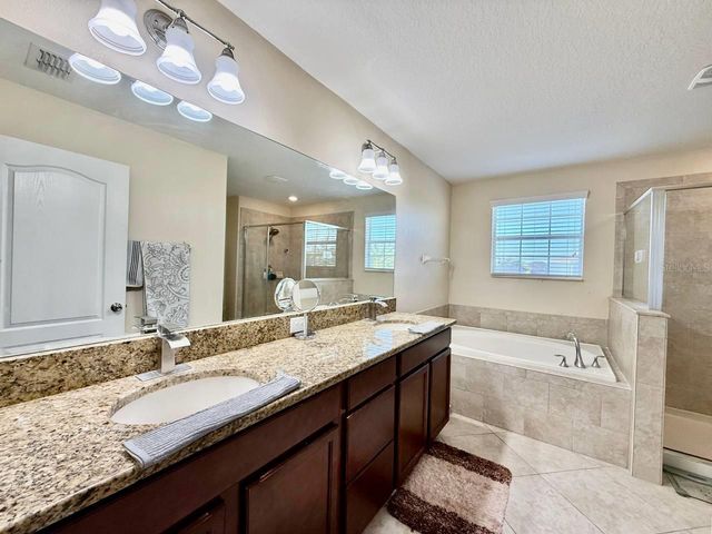 12404 BALLENTRAE FOREST DRIVE, Riverview, FL 33579