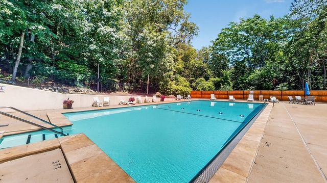 300 Park Terrace Dr 303, Stoneham, MA 02180