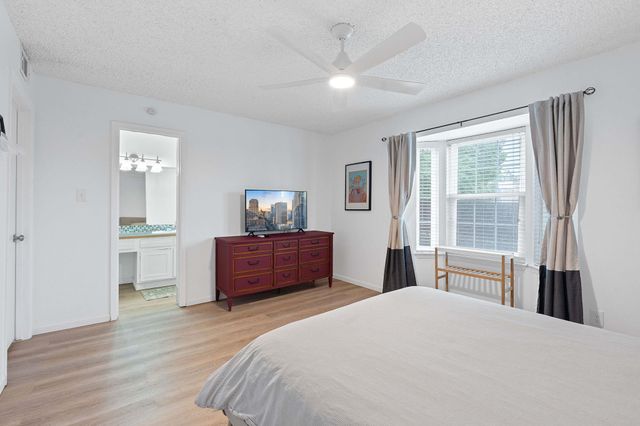 1240 Barton Hills DR 114, Austin, TX 78704