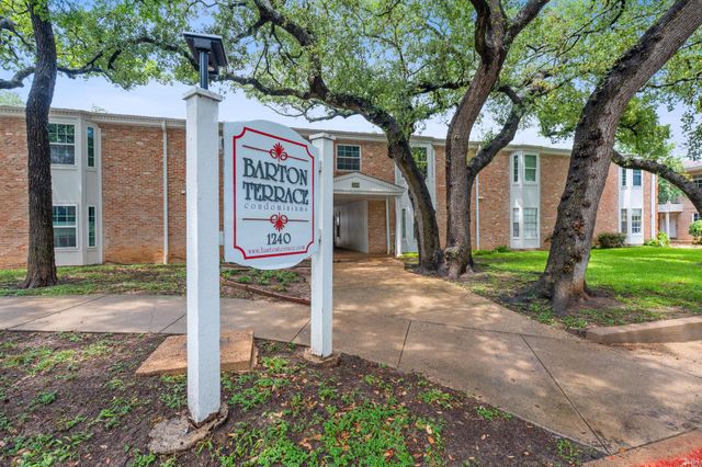 1240 Barton Hills DR 114, Austin, TX 78704