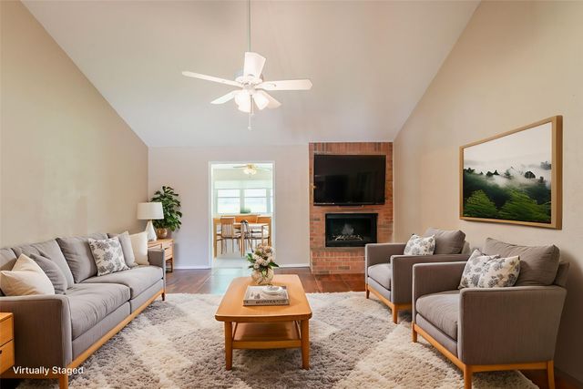 3420 Denbury Drive, Fort Worth, TX 76133