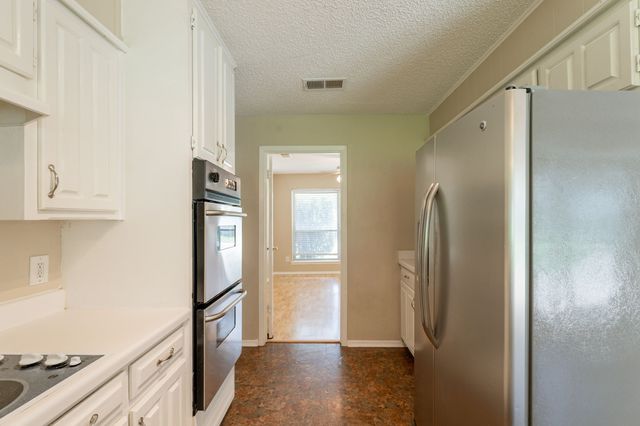 3420 Denbury Drive, Fort Worth, TX 76133