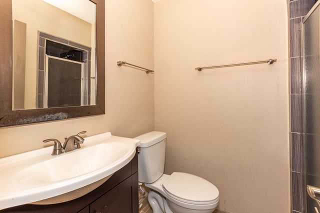 1506 Rockdale CIR B, Austin, TX 78704