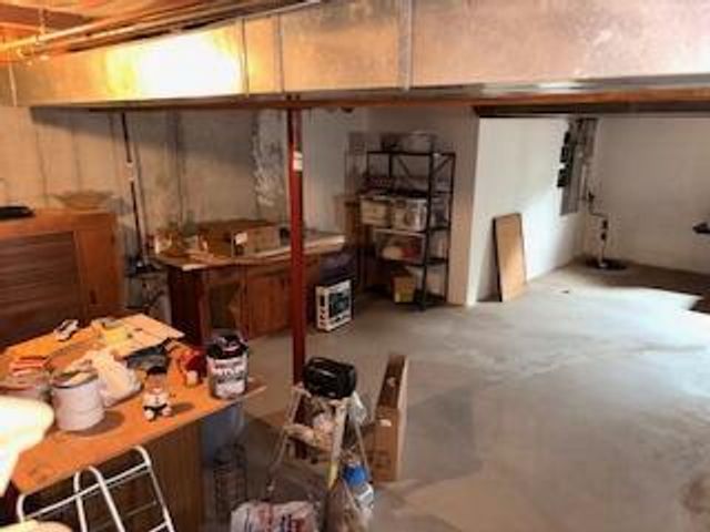 9371 S Chicago ROAD, Oak Creek, WI 53154