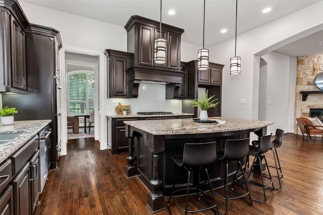 894 Starcreek Parkway, Allen, TX 75013