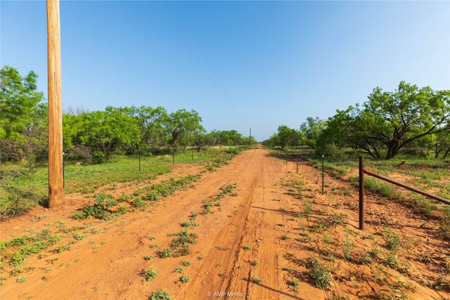 000 CR 121, Trent, TX 79561