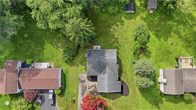 1747 Scribner Road, Penfield, NY 14526