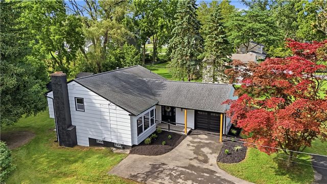 1747 Scribner Road, Penfield, NY 14526