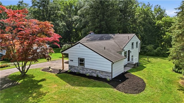 1747 Scribner Road, Penfield, NY 14526