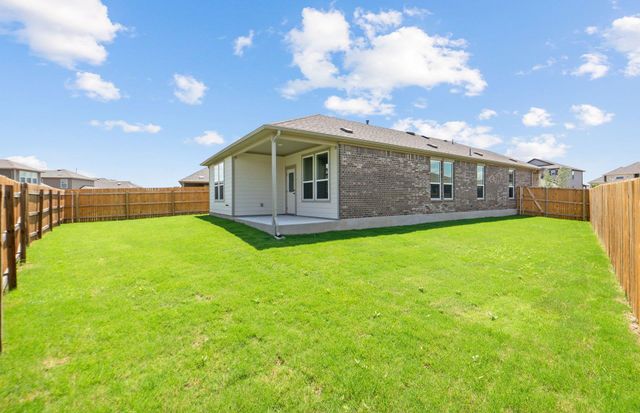 144 Bridge Deck LOOP, Kyle, TX 78640