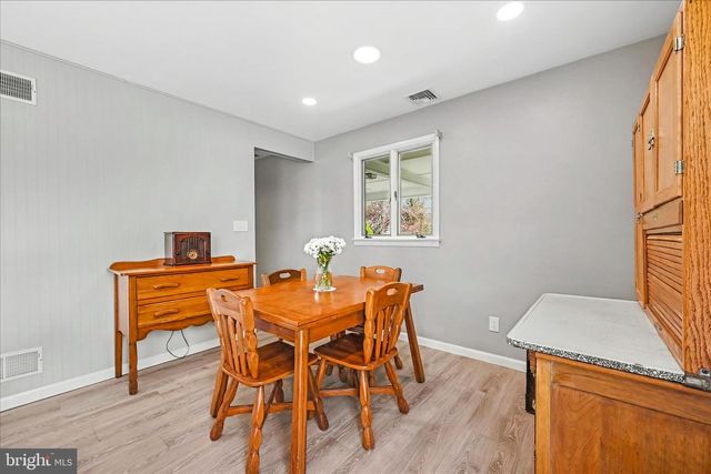 224 N CHESTNUT ST, Elizabethtown, PA 17022