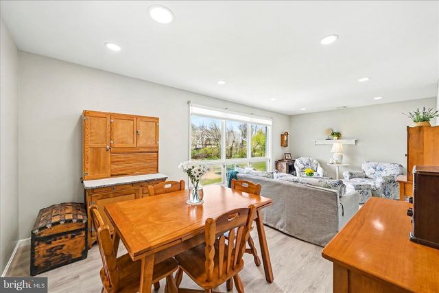 224 N CHESTNUT ST, Elizabethtown, PA 17022