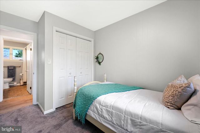 224 N CHESTNUT ST, Elizabethtown, PA 17022
