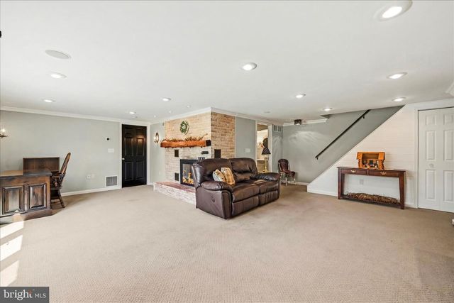 224 N CHESTNUT ST, Elizabethtown, PA 17022