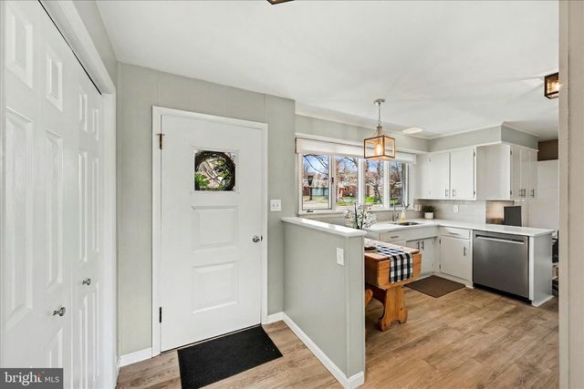 224 N CHESTNUT ST, Elizabethtown, PA 17022