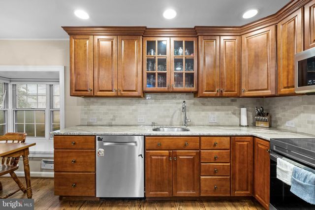 120 NANTUCKET DR, Cherry Hill, NJ 08034
