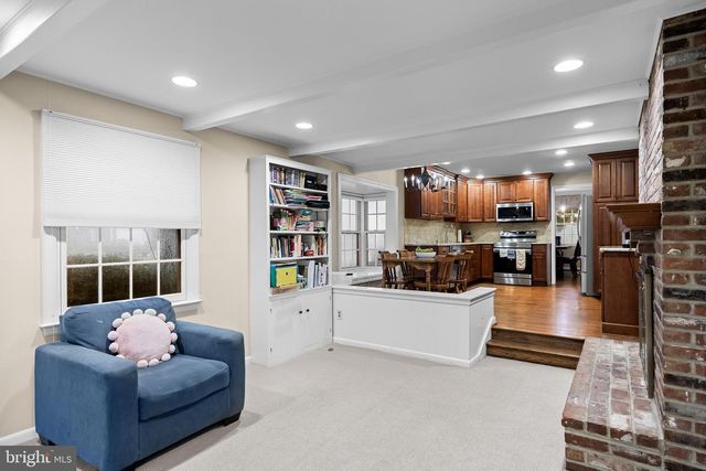 120 NANTUCKET DR, Cherry Hill, NJ 08034