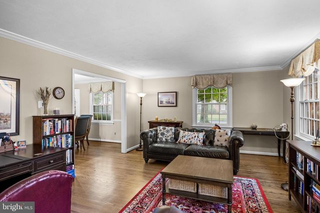 120 NANTUCKET DR, Cherry Hill, NJ 08034
