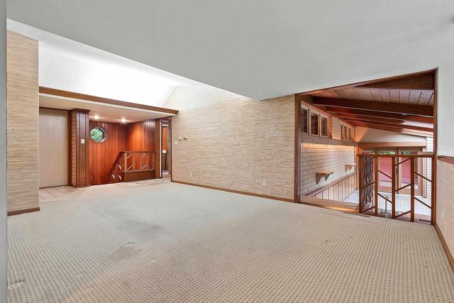 5531 LONG COURT, Appleton, WI 54914