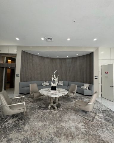 18800 NE 29th Avenue 815, Aventura, FL 33180