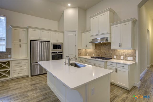 1435 Oaklawn Drive, New Braunfels, TX 78132