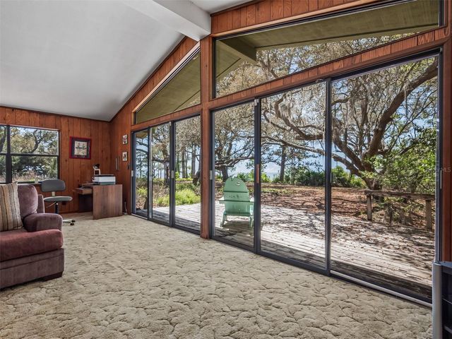 17 S BAYSHORE DRIVE, Eastpoint, FL 32328