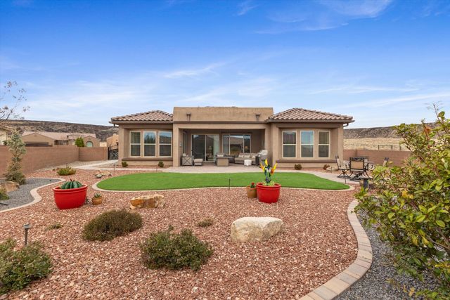 2152 Cebolla Creek Way NW, Albuquerque, NM 87120