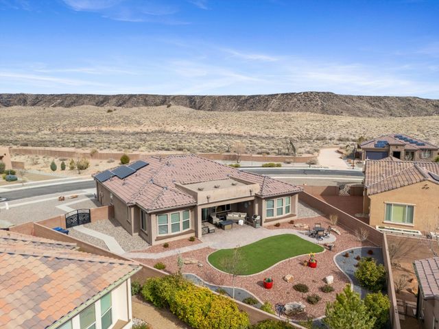 2152 Cebolla Creek Way NW, Albuquerque, NM 87120