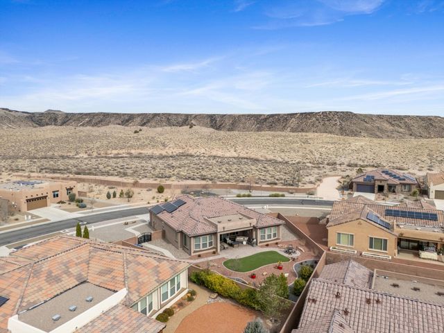 2152 Cebolla Creek Way NW, Albuquerque, NM 87120