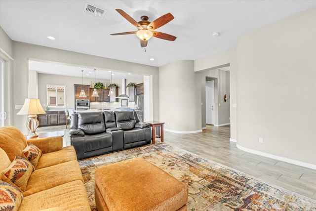 2152 Cebolla Creek Way NW, Albuquerque, NM 87120