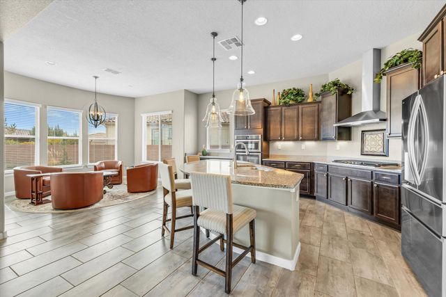 2152 Cebolla Creek Way NW, Albuquerque, NM 87120