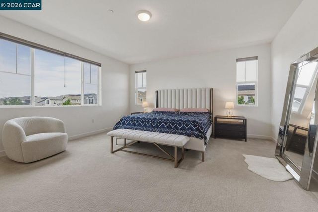 5409 Spring Mountain Ln, Antioch, CA 94531