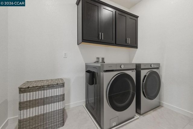 5409 Spring Mountain Ln, Antioch, CA 94531