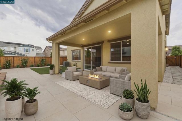 5409 Spring Mountain Ln, Antioch, CA 94531