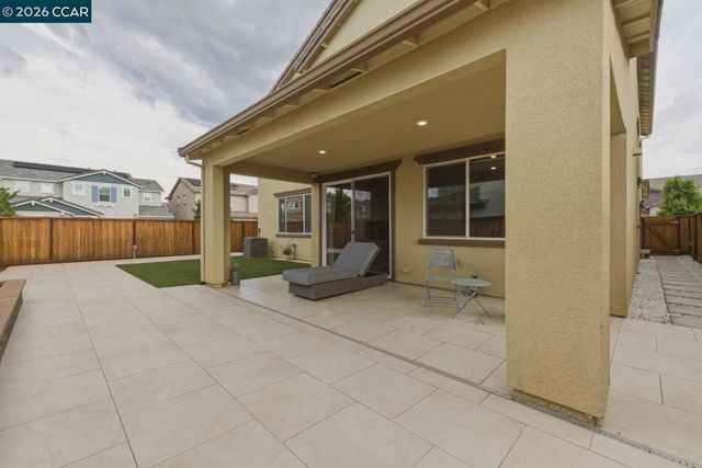 5409 Spring Mountain Ln, Antioch, CA 94531