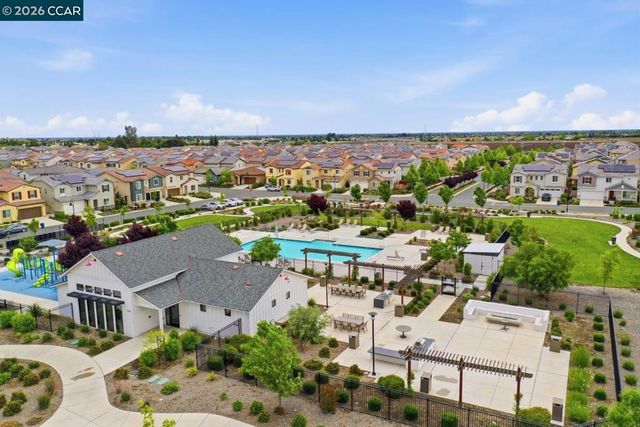 5409 Spring Mountain Ln, Antioch, CA 94531