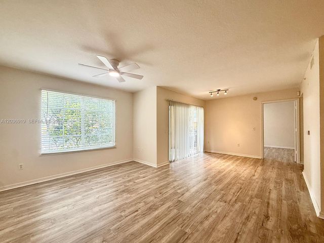 4241 San Marino Blvd 103, West Palm Beach, FL 33409