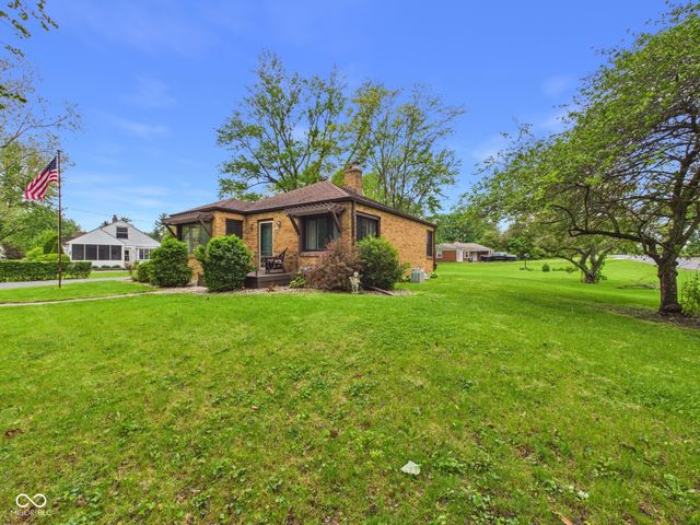 1017 Dresser Drive, Anderson, IN 46011
